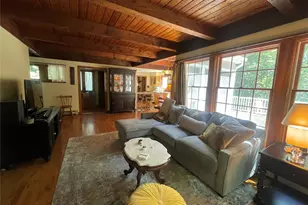 106 Laurel Ln, Port Jefferson, NY 11777 - Photo 12