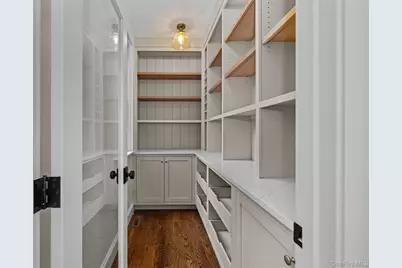 756 Mount Sinai-Coram Road, Mount Sinai, NY 11766 - Photo 10