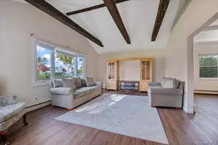 126 Swan Ln, Levittown, NY 11756 - Photo 2