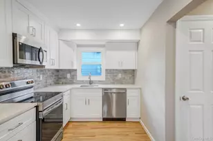 116 Parkhill Ave, Massapequa, NY 11758 - Photo 18