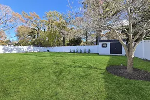 45 Rose Pl, Selden, NY 11784 - Photo 18