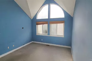 35 Gibbs Rd, Coram, NY 11727 - Photo 16