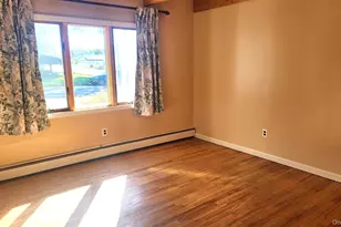 439 Southport St, Ronkonkoma, NY 11779 - Photo 6