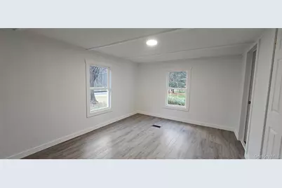 25 Railroad Avenue, Long Eddy, NY 12760 - Photo 12