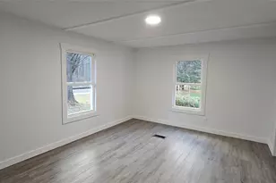 25 Railroad Ave, Long Eddy, NY 12760 - Photo 12