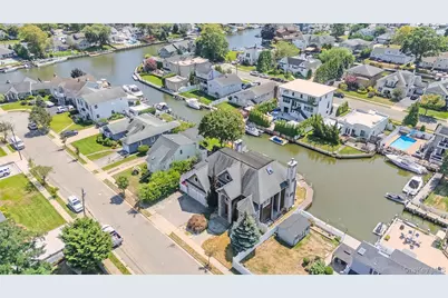 4 Sutton Place, Massapequa, NY 11758 - Photo 16