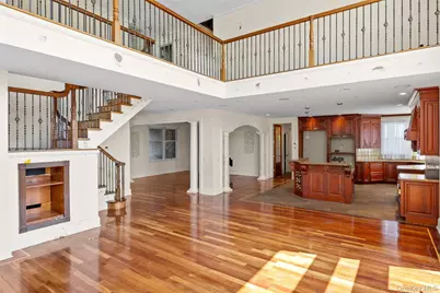 4 Sutton Place, Massapequa, NY 11758 - Photo 6