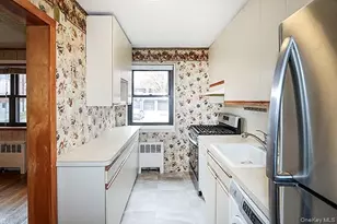 57-54 244th St, Douglaston, NY 11362 - Photo 2