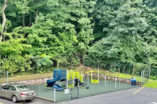 372 Central Park Ave, Scarsdale, NY 10583 - Photo 36