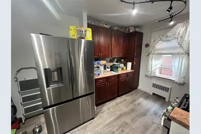 2080 Barnes Avenue #4C, Bronx, NY 10462 - Photo 8