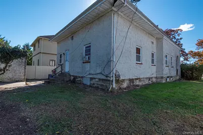 43 Wynsum Avenue, Merrick, NY 11566 - Photo 14