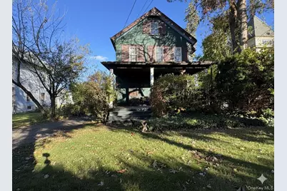 42 Chestnut Street, Glen Cove, NY 11542 - Photo 1