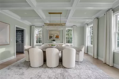 88 Plandome Court, Manhasset, NY 11030 - Photo 10