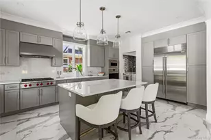 88 Plandome Ct, Manhasset, NY 11030 - Photo 20