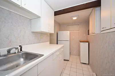 7136 Loubet Street, Forest Hills, NY 11375 - Photo 18