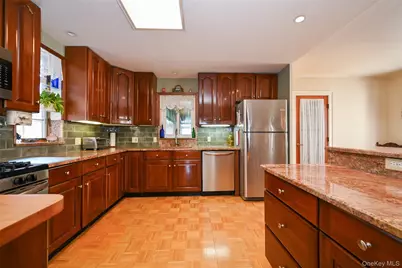 7136 Loubet Street, Forest Hills, NY 11375 - Photo 4