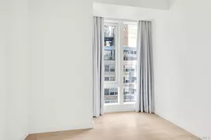 138 E 50th St, New York, NY 10022 - Photo 24