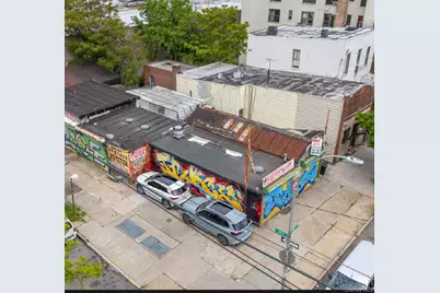 23-03 40th Ave, Long Island City, NY 11101 - Photo 1