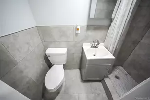 15 Paerdegat 12th St, Brooklyn, NY 11236 - Photo 26