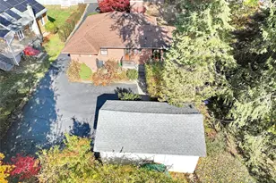 310 S Mountain Rd, New City, NY 10956 - Photo 4