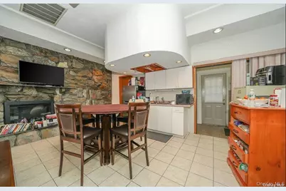 1471 Rosser Avenue, Elmont, NY 11003 - Photo 28