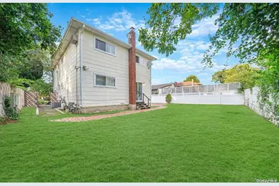 1471 Rosser Avenue, Elmont, NY 11003 - Photo 32