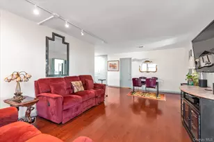 70-20 108th St, Forest Hills, NY 11375 - Photo 4