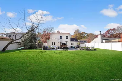 31 Fallen Leaf Road, Holbrook, NY 11741 - Photo 28