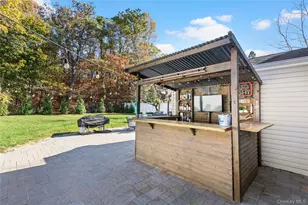 31 Fallen Leaf Rd, Holbrook, NY 11741 - Photo 24