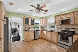 72 Jersey Ave, Unionville, NY 10988 - Photo 8