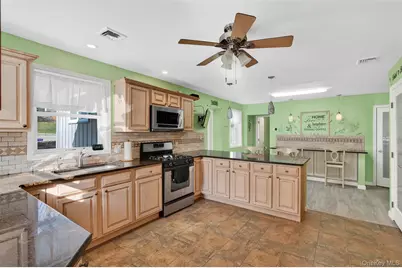 72 Jersey Avenue, Unionville, NY 10988 - Photo 6