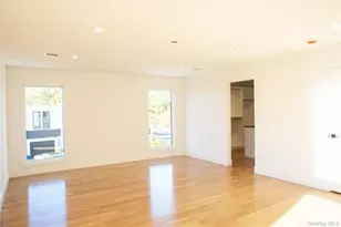 6 Clearmeadow Ct, Woodbury, NY 11797 - Photo 12