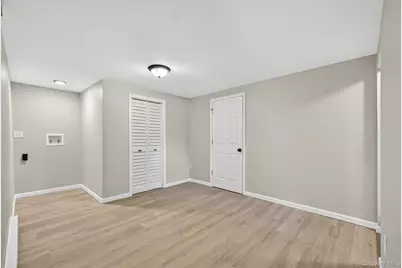 34 Round Hill Road, Walden, NY 12586 - Photo 16