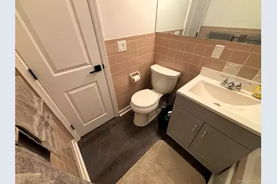 26 Layton Avenue, Southampton, NY 11968 - Photo 14