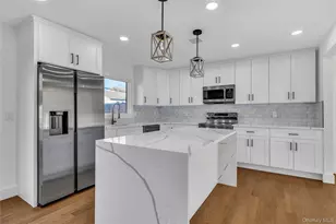 22 Family Ln, Levittown, NY 11756 - Photo 10