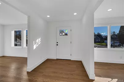 22 Family Lane, Levittown, NY 11756 - Photo 4