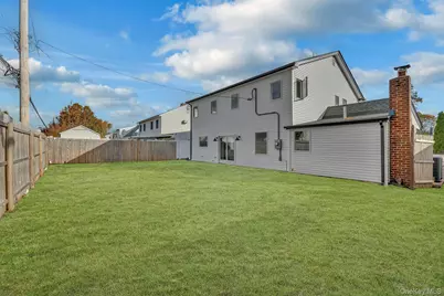 22 Family Lane, Levittown, NY 11756 - Photo 26