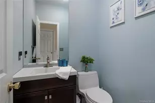 48 Windcrest Dr, Manorville, NY 11949 - Photo 16