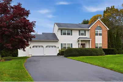 48 Windcrest Drive, Manorville, NY 11949 - Photo 4