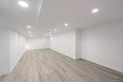 95 Wellington Court, Yorktown Heights, NY 10598 - Photo 36