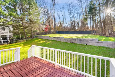 95 Wellington Court, Yorktown Heights, NY 10598 - Photo 42