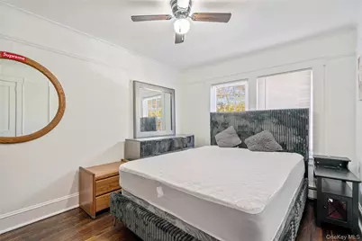 64 Vernon Avenue, Mastic, NY 11950 - Photo 20