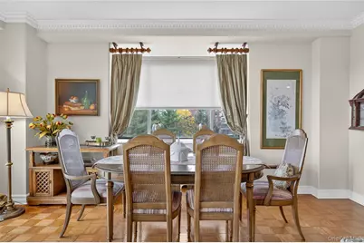 100 Hilton Avenue #411, Garden City, NY 11530 - Photo 6