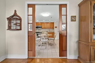 100 Hilton Ave, Garden City, NY 11530 - Photo 8