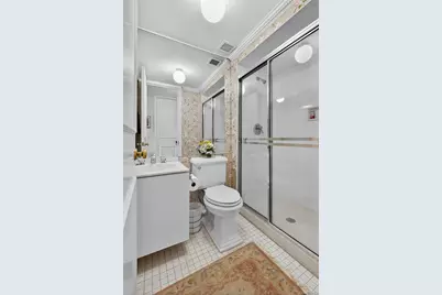 100 Hilton Avenue #411, Garden City, NY 11530 - Photo 24