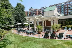 100 Hilton Ave, Garden City, NY 11530 - Photo 44