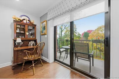 99 S Park Avenue #311, Rockville Centre, NY 11570 - Photo 8