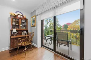 99 S Park Ave, Rockville Centre, NY 11570 - Photo 8