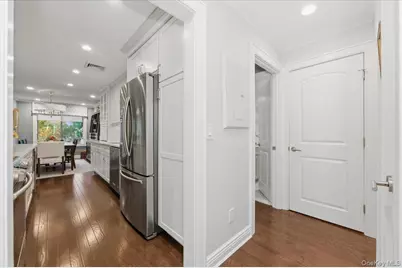 99 S Park Avenue #311, Rockville Centre, NY 11570 - Photo 20