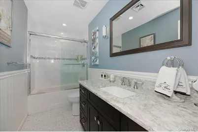 99 S Park Avenue #311, Rockville Centre, NY 11570 - Photo 16